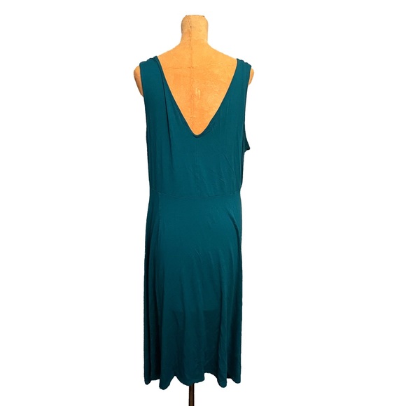 Eileen Fisher teal stretchy Midi dresss - Picture 6 of 6